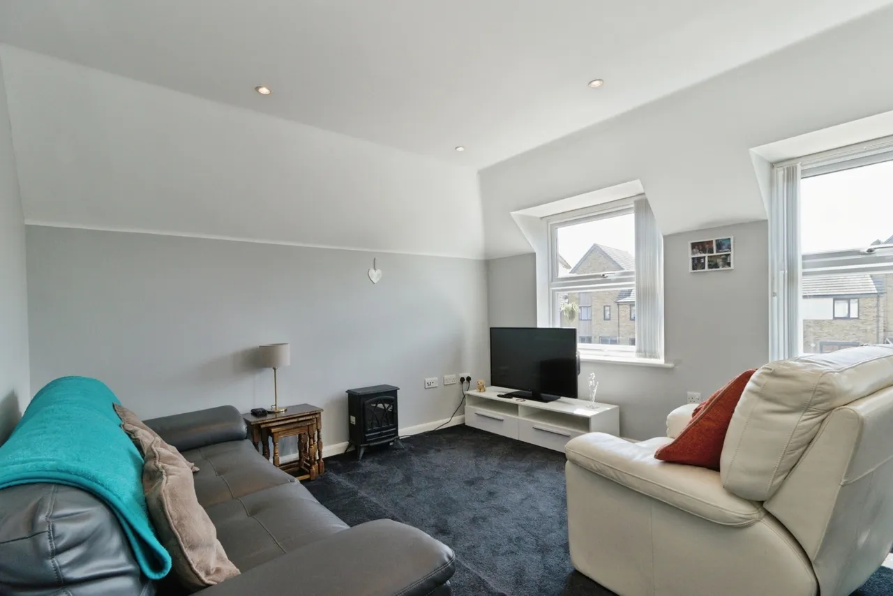 Watling Street, Dartford, DA2, photo 3