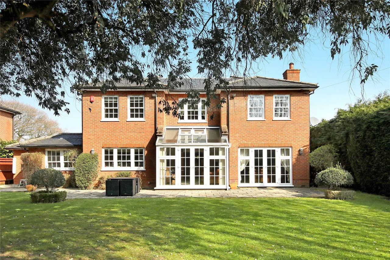 Wood End Close, Farnham Common, SL2, photo 11