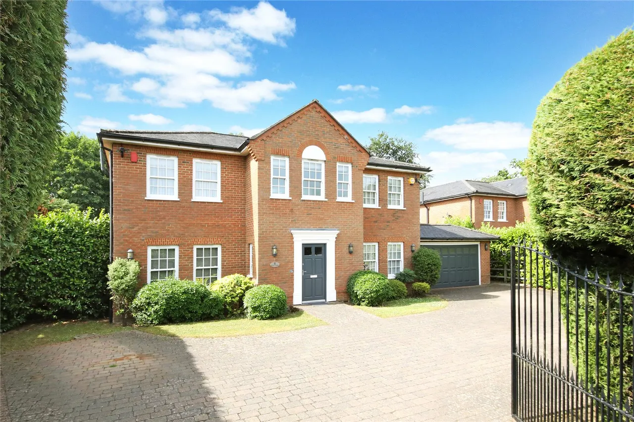 5 bed house for sale, Wood End Close, Farnham Common, SL2