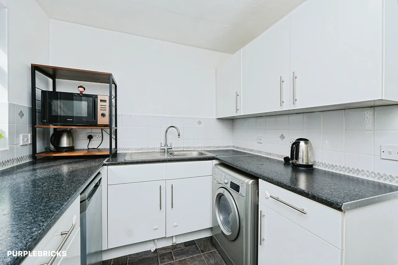 Gables Close, London, SE12, photo 3