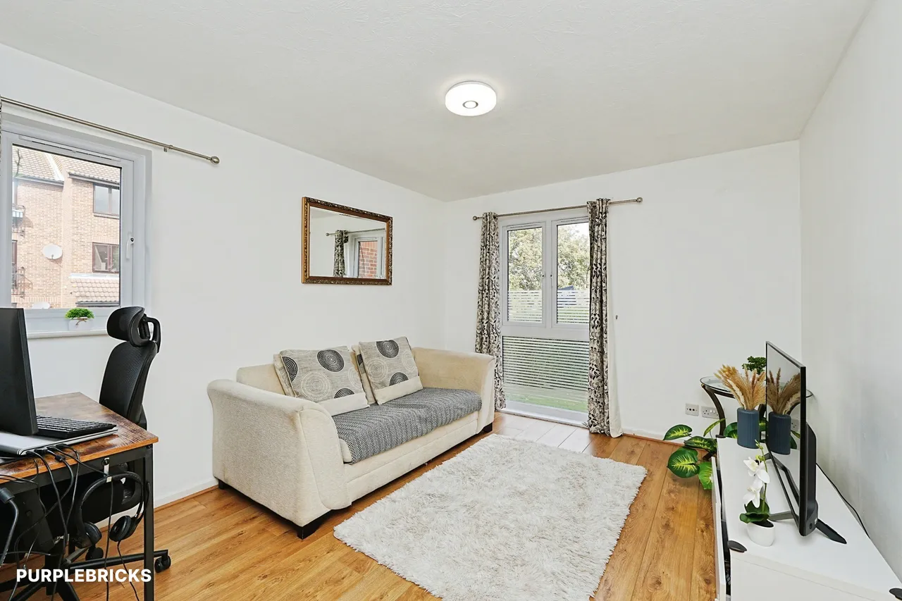 Gables Close, London, SE12, photo 2