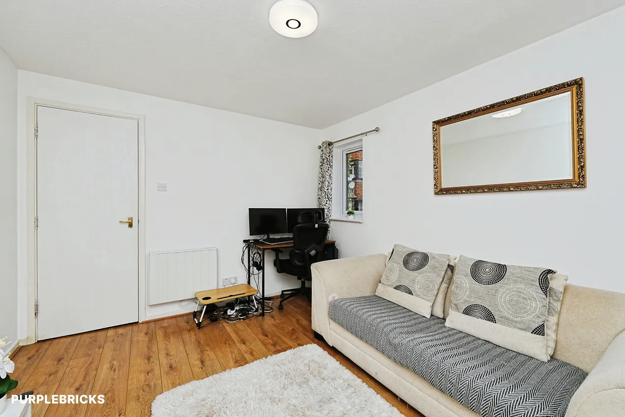 Gables Close, London, SE12, photo 6