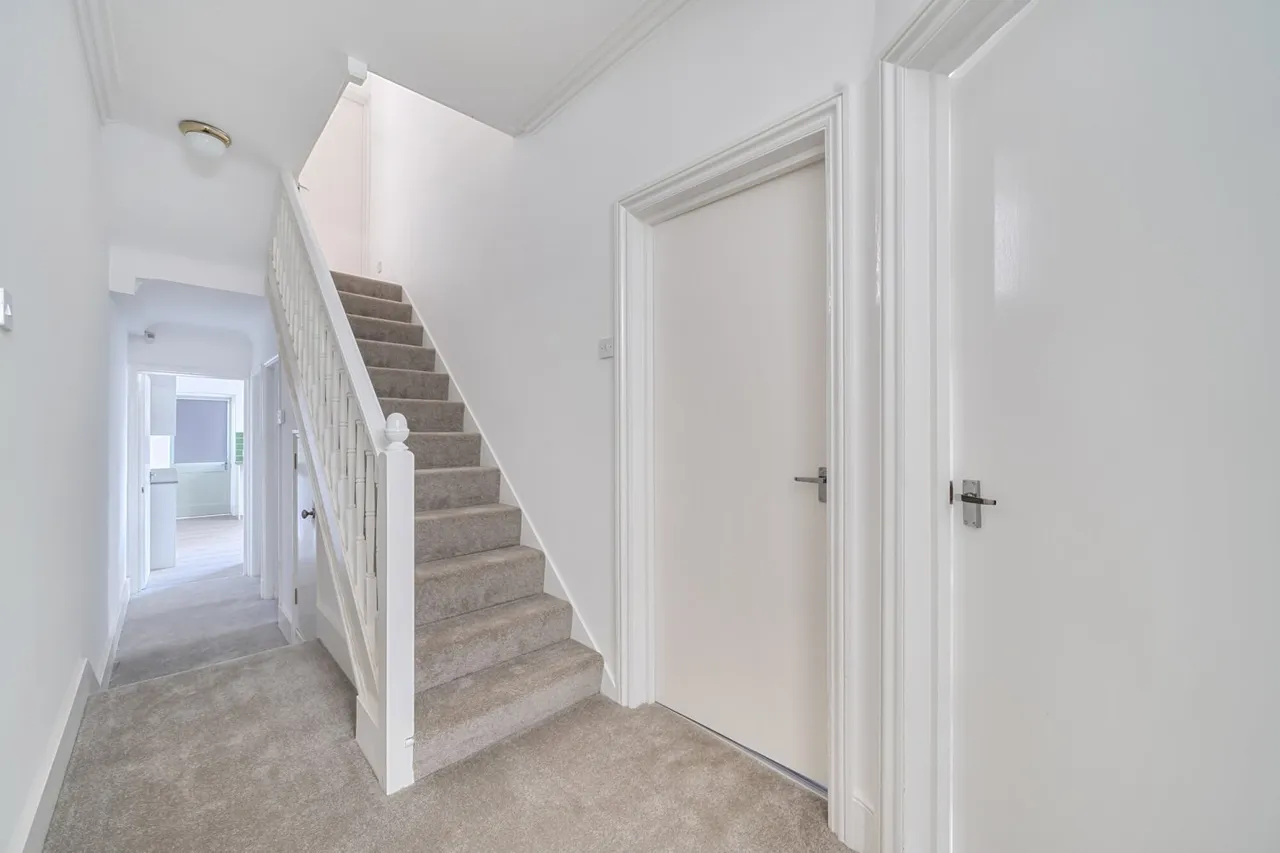 4 bed house to rent, High Street, Chislehurst, BR7