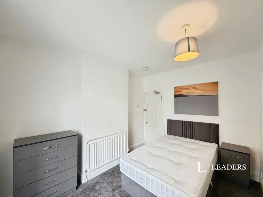 1 bed property to rent, South Street, Crewe, CW2
