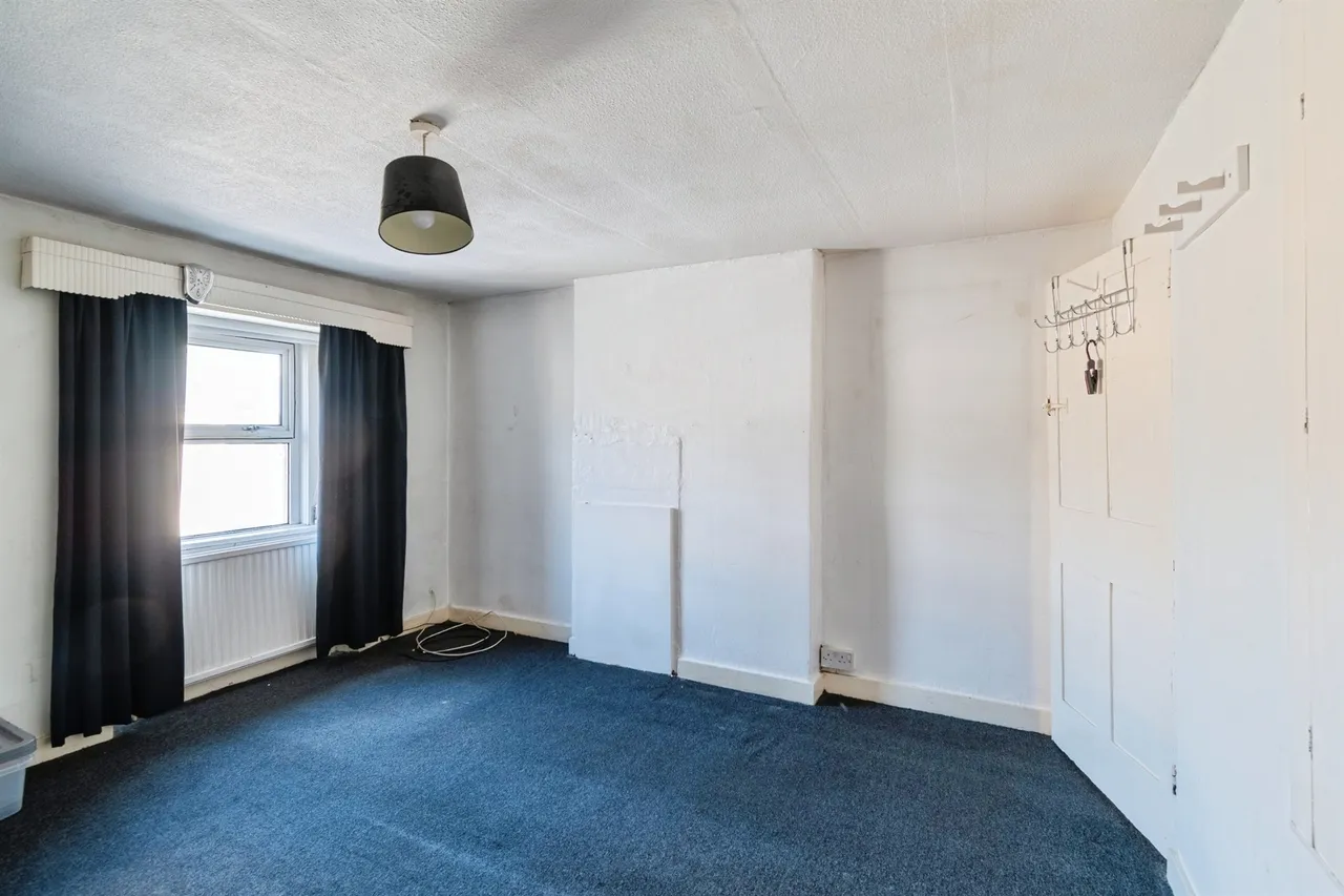 Pickwick Road, Corsham, photo 5