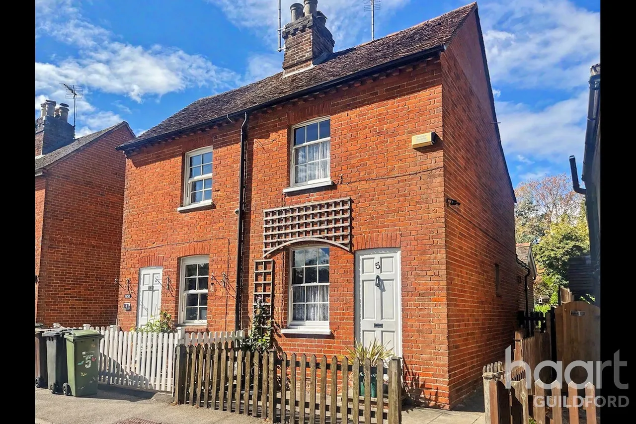 The Street, Guildford, GU4, photo 2