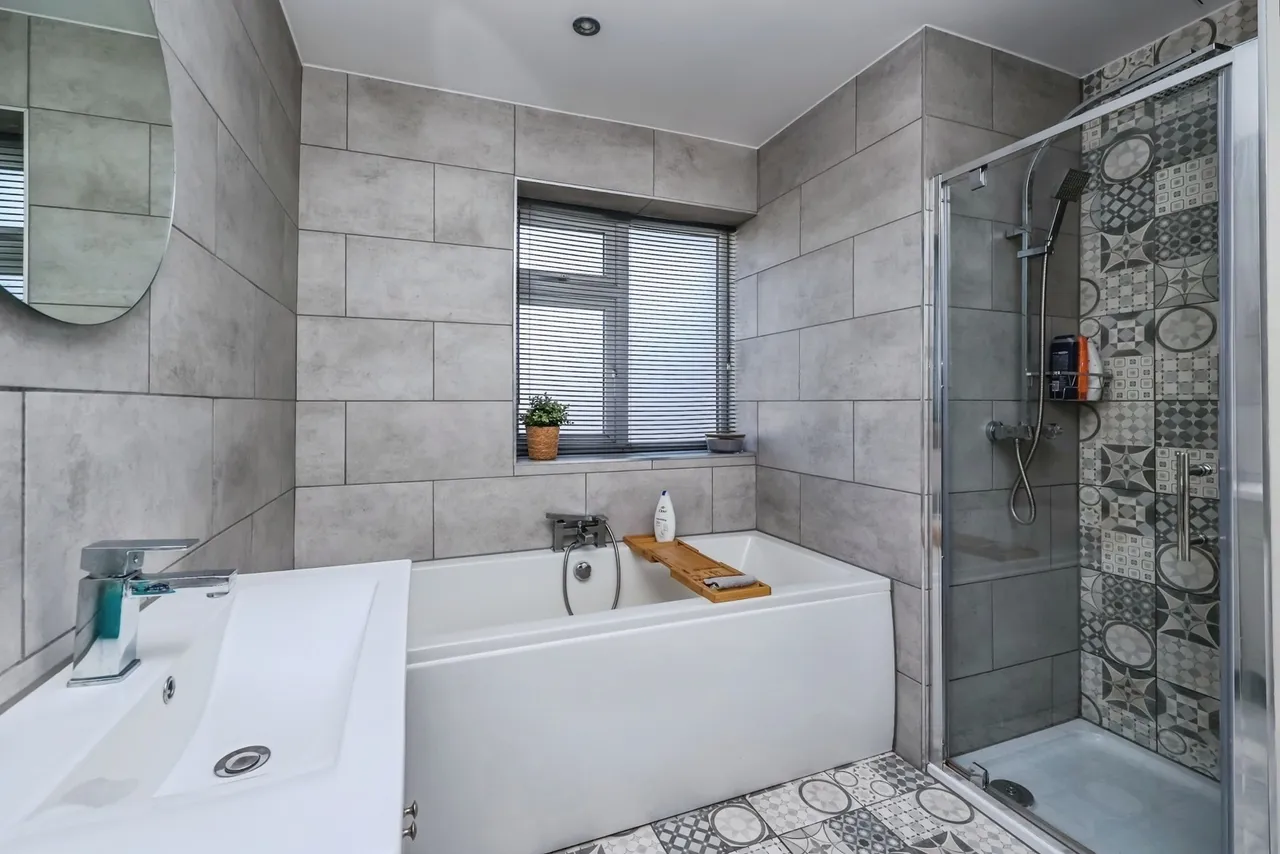 Tintagel Green, Clifton, Nottingham, NG11, photo 21