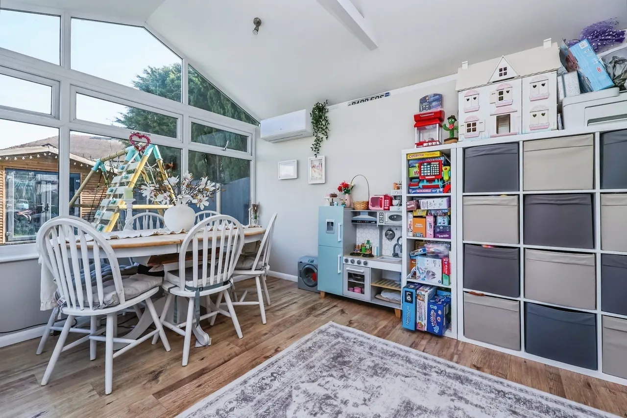 Tintagel Green, Clifton, Nottingham, NG11, photo 9