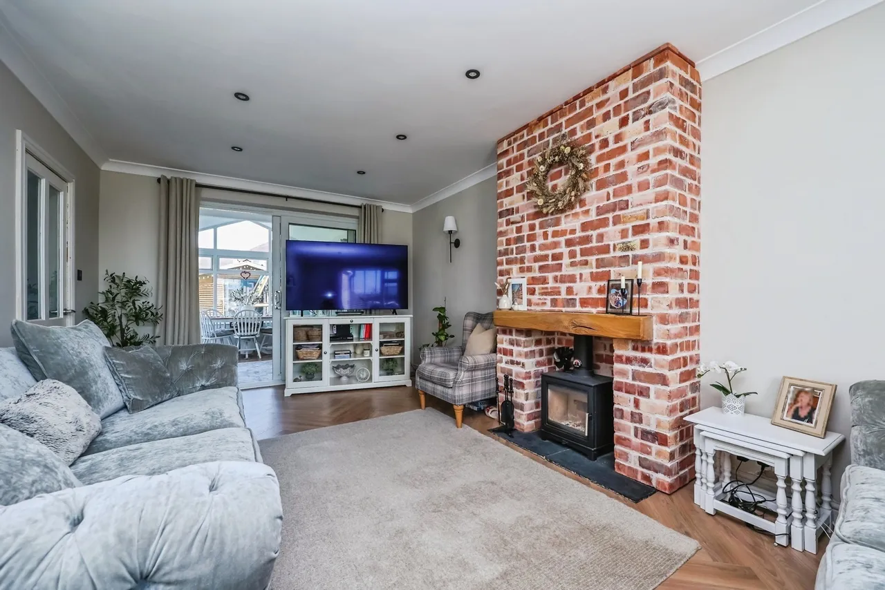 Tintagel Green, Clifton, Nottingham, NG11, photo 3