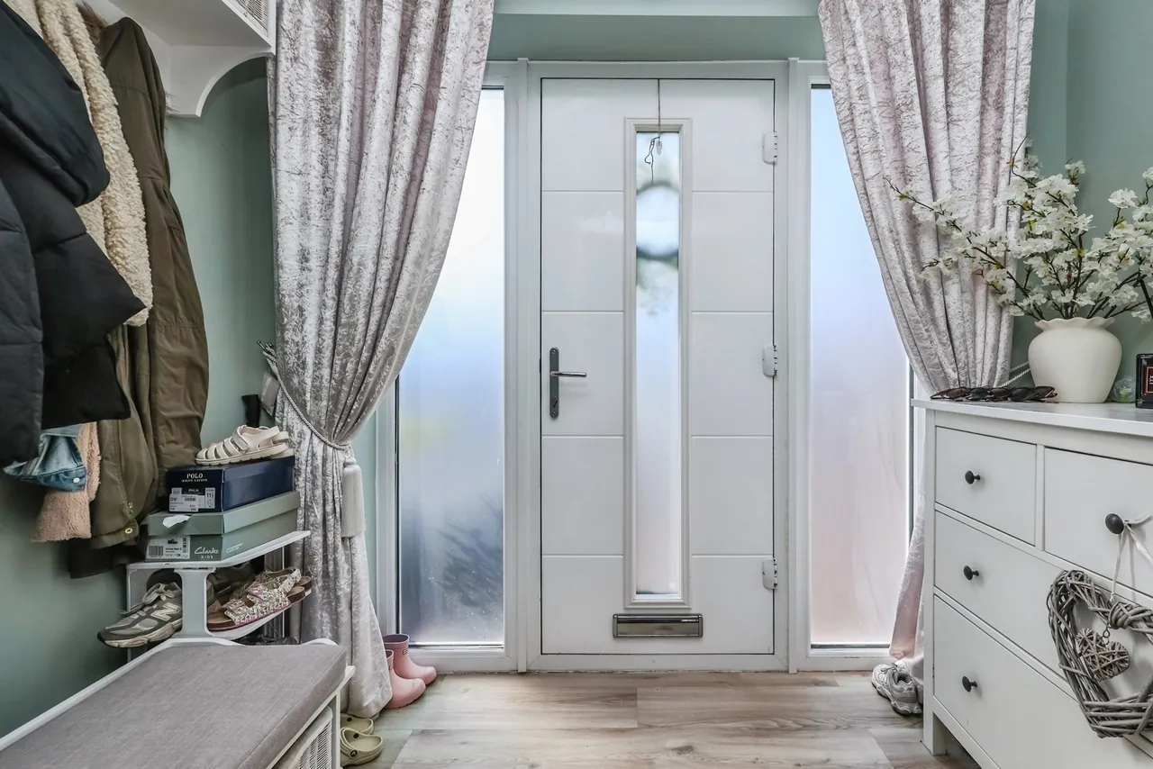 Tintagel Green, Clifton, Nottingham, NG11, photo 12