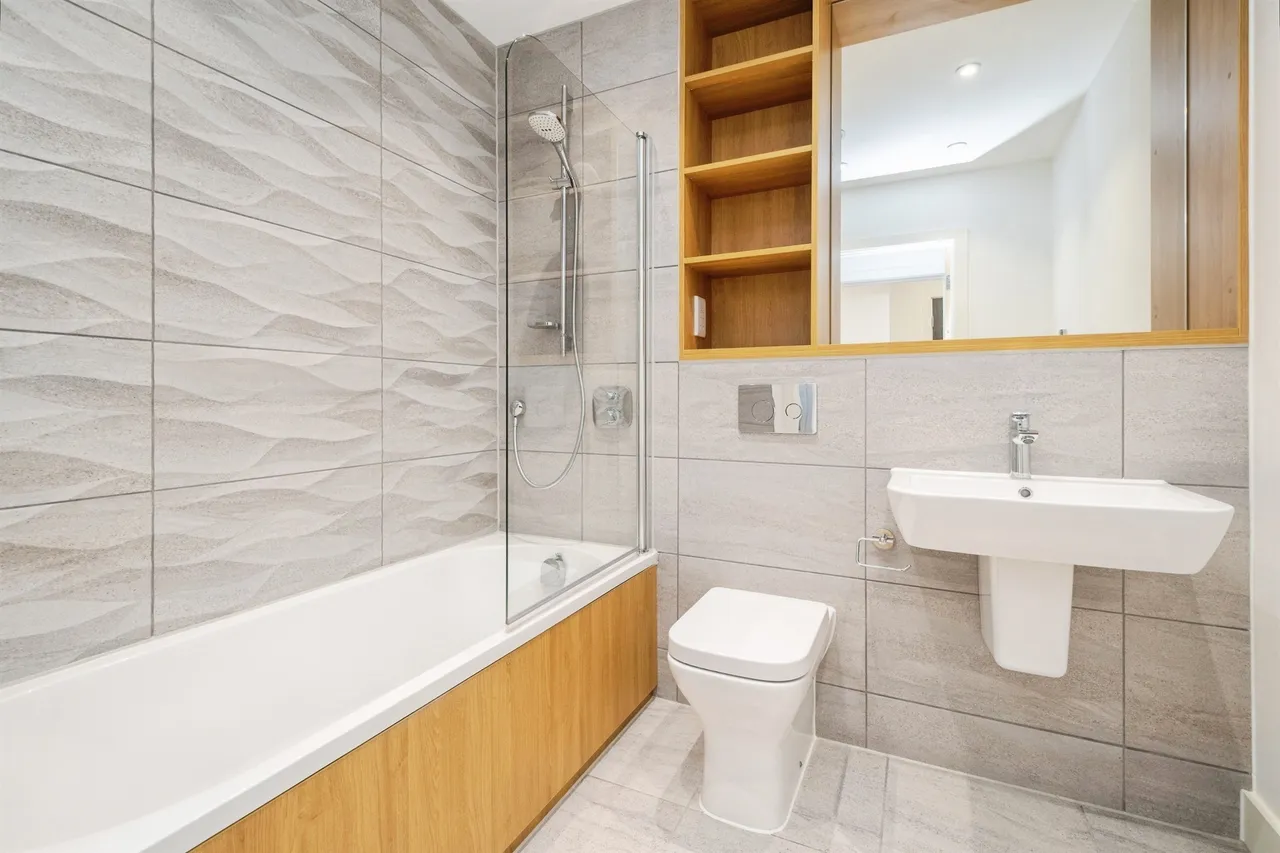 Trinity Street, Plymouth, PL1, photo 10