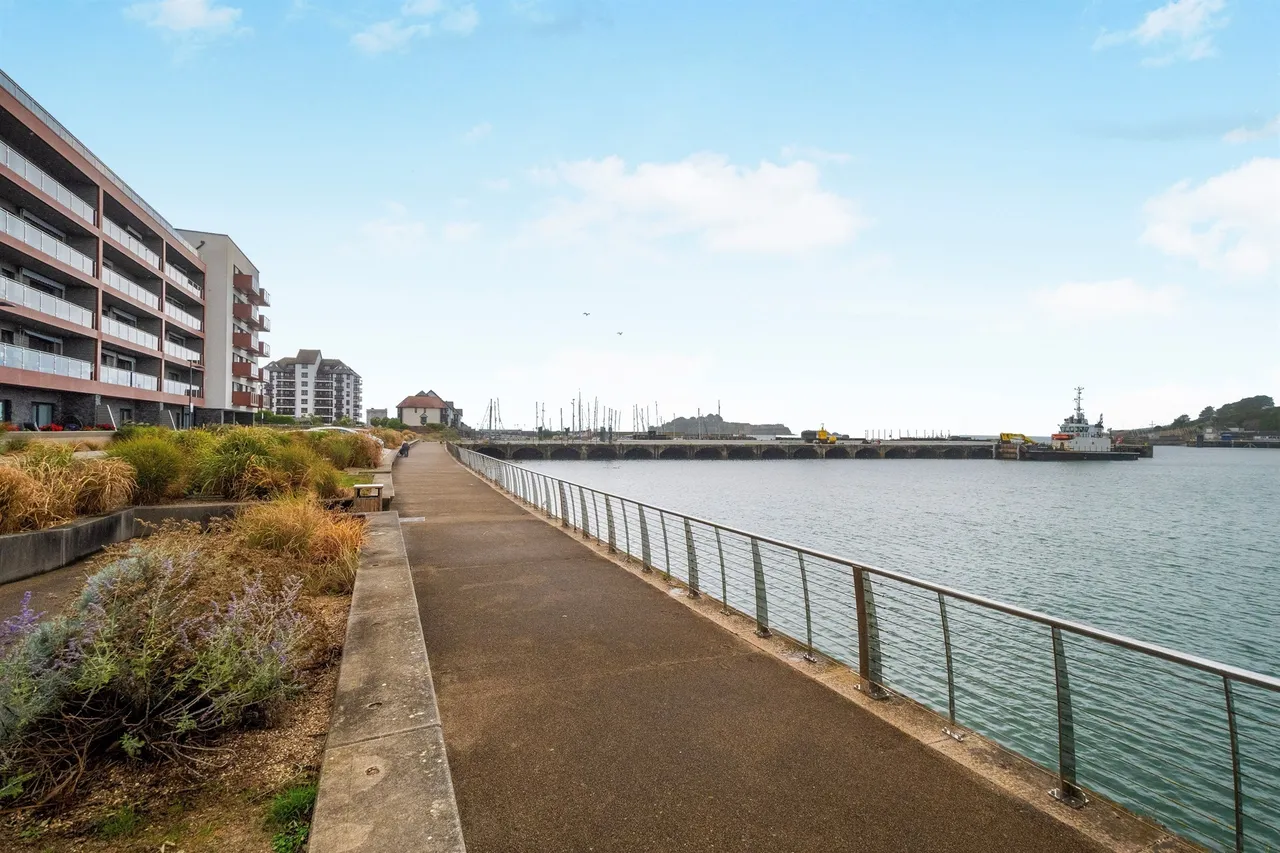 Trinity Street, Plymouth, PL1, photo 14