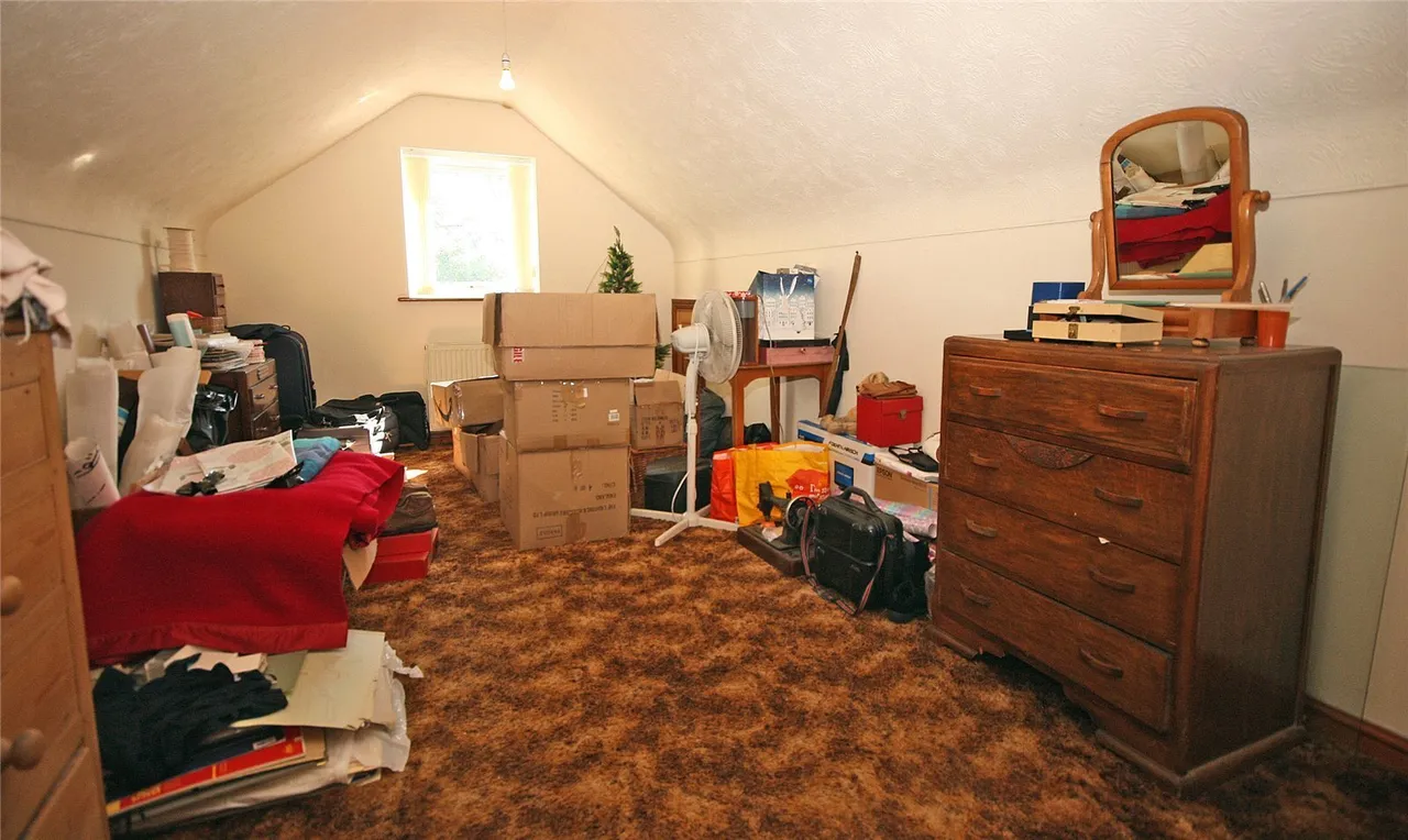 Rhostrehwfa, Llangefni, LL77, photo 31