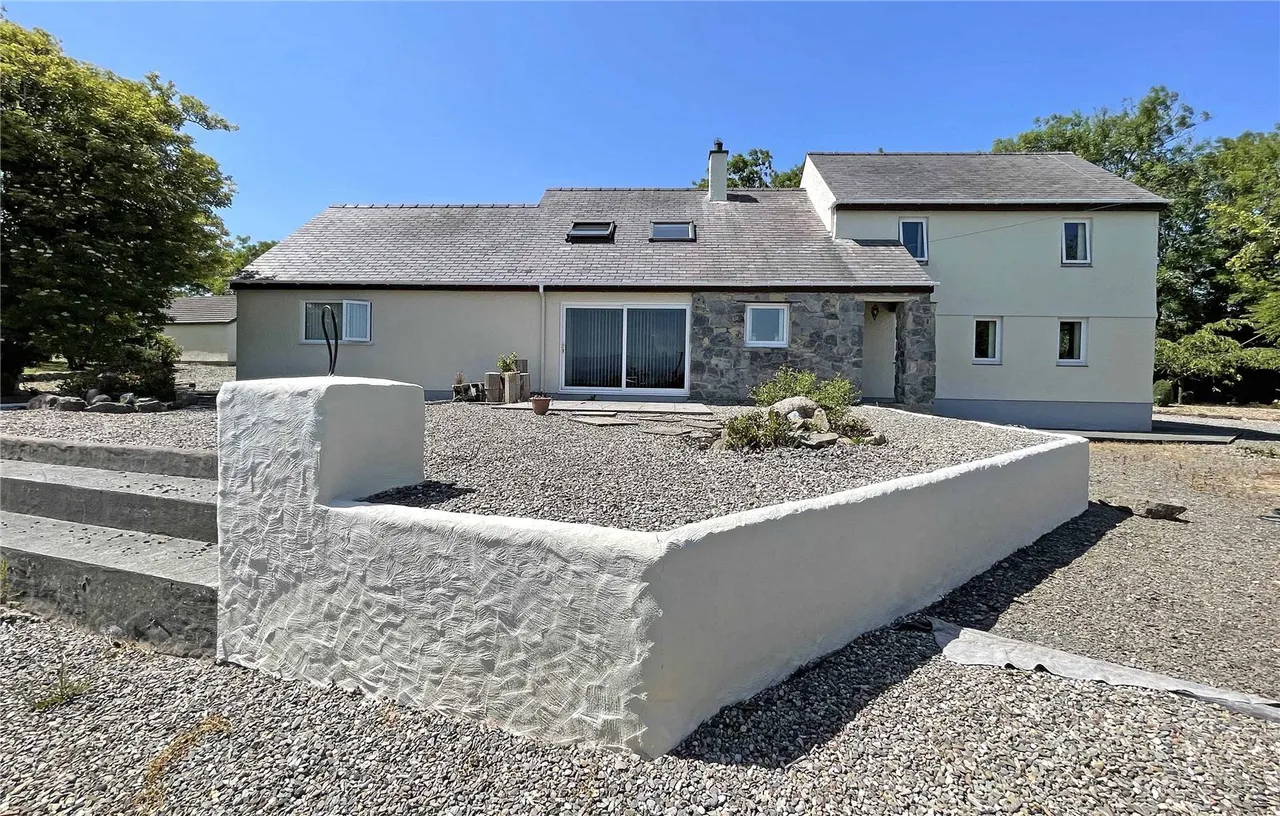 Rhostrehwfa, Llangefni, LL77, photo 19
