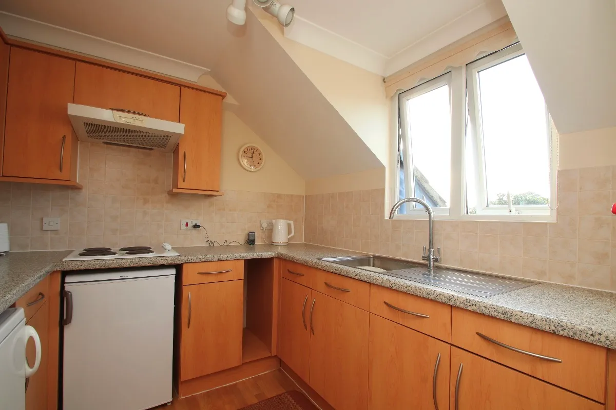 The Grove, Westgate-on-Sea, Kent, CT8 8BE, photo 5