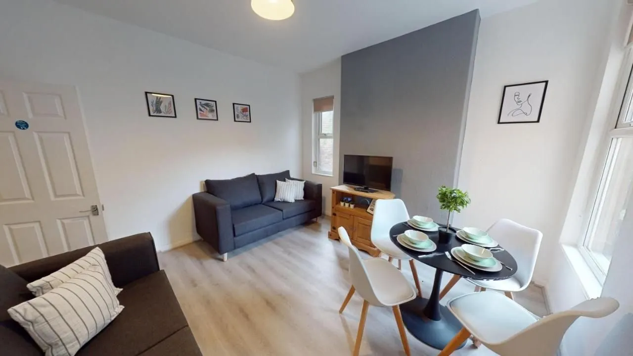 Queens Road, Beeston, NG9, photo 3