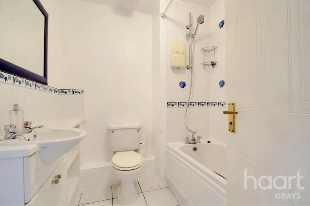 Timber Court, RM17, photo 7