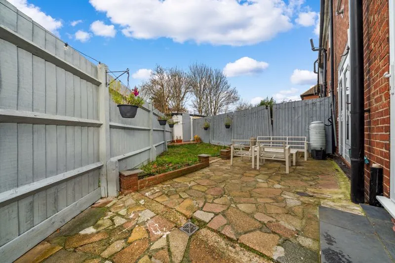 Reigate Avenue, Sutton SM1 3JL, photo 12
