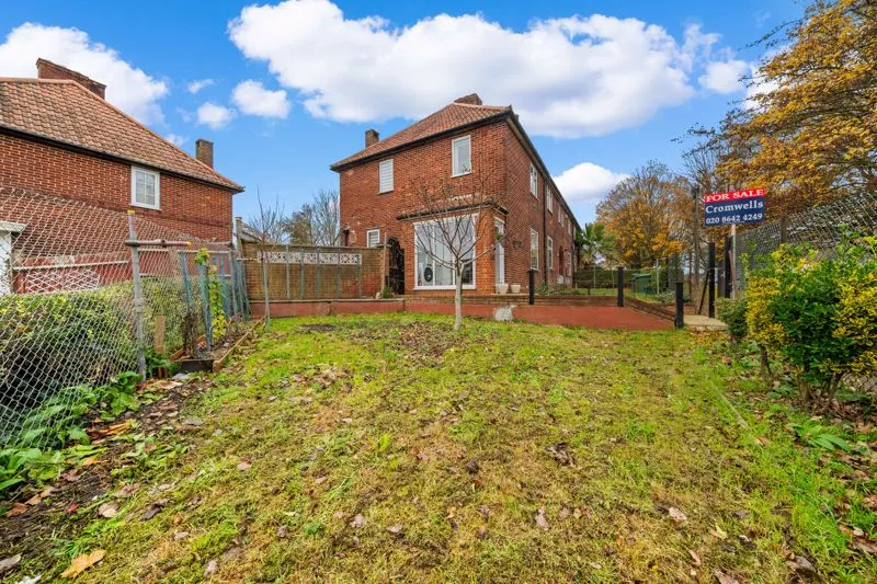 Reigate Avenue, Sutton SM1 3JL, photo 13