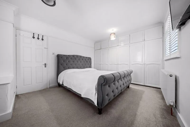 Reigate Avenue, Sutton SM1 3JL, photo 8