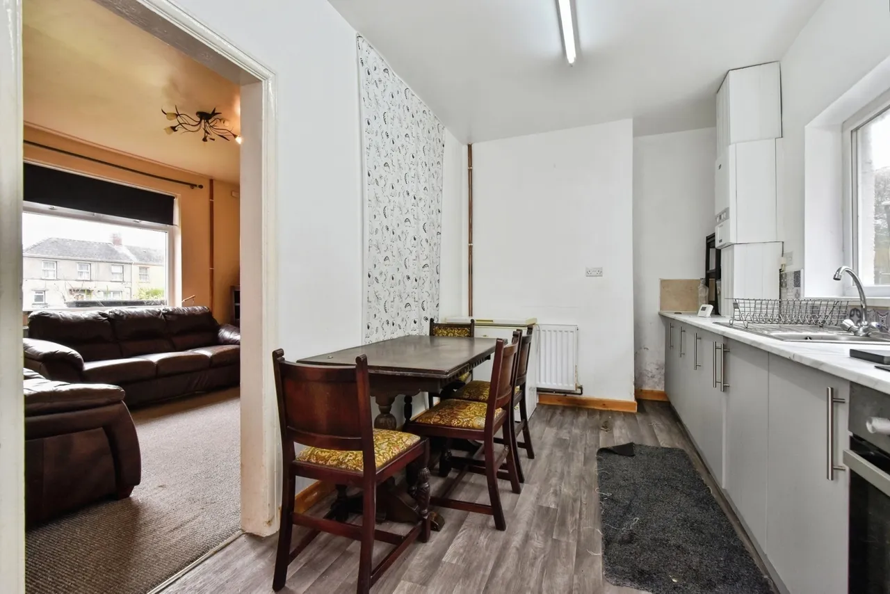 Maengwynne, Llanelli, SA15, photo 7