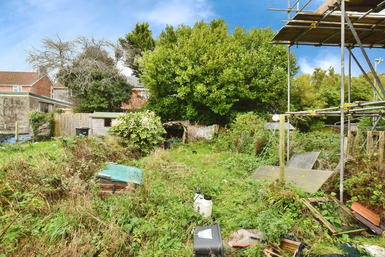 Maengwynne, Llanelli, SA15, photo 17