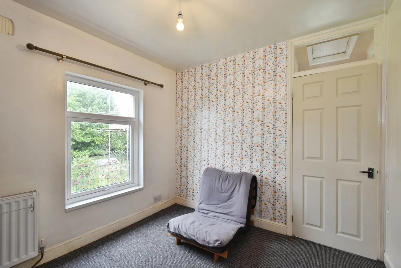 Maengwynne, Llanelli, SA15, photo 13