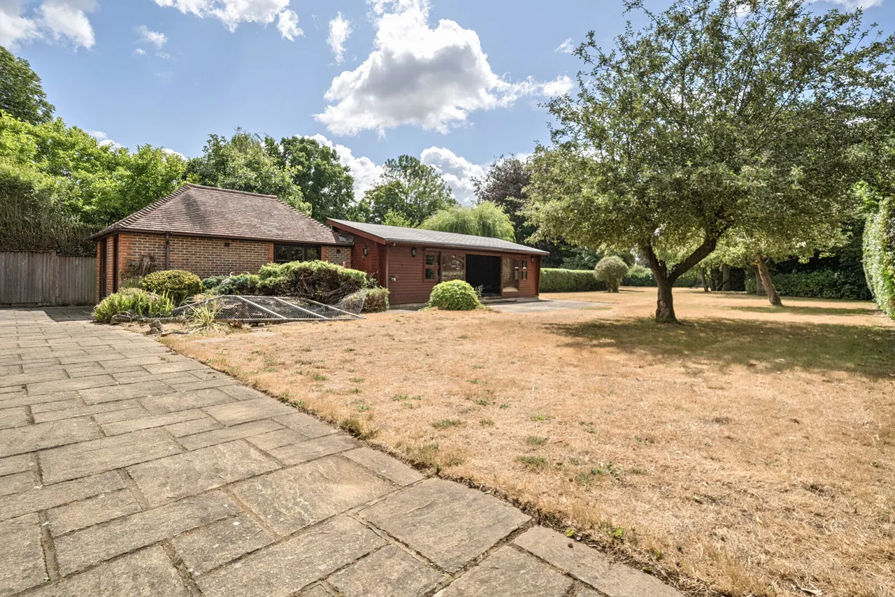 Milley Road, Waltham St. Lawrence, RG10, photo 12