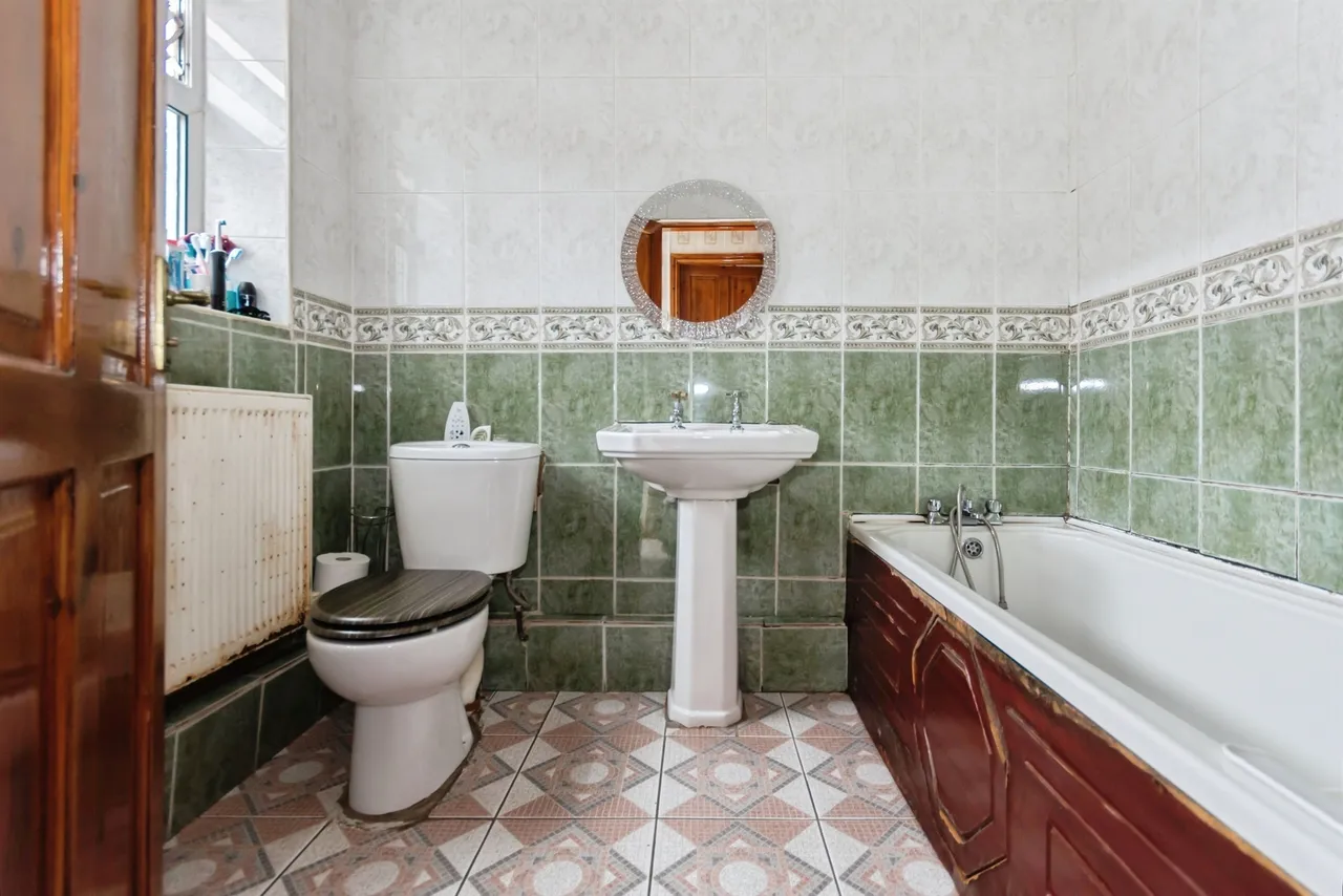 Roderick Road, Birmingham, photo 9