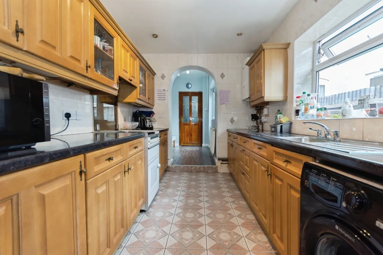 Roderick Road, Birmingham, photo 8