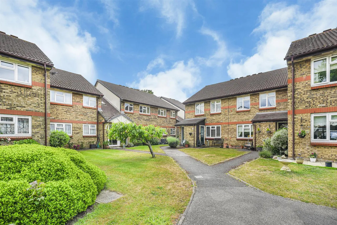 Chelwood Close, London, E4 7UN, photo 17