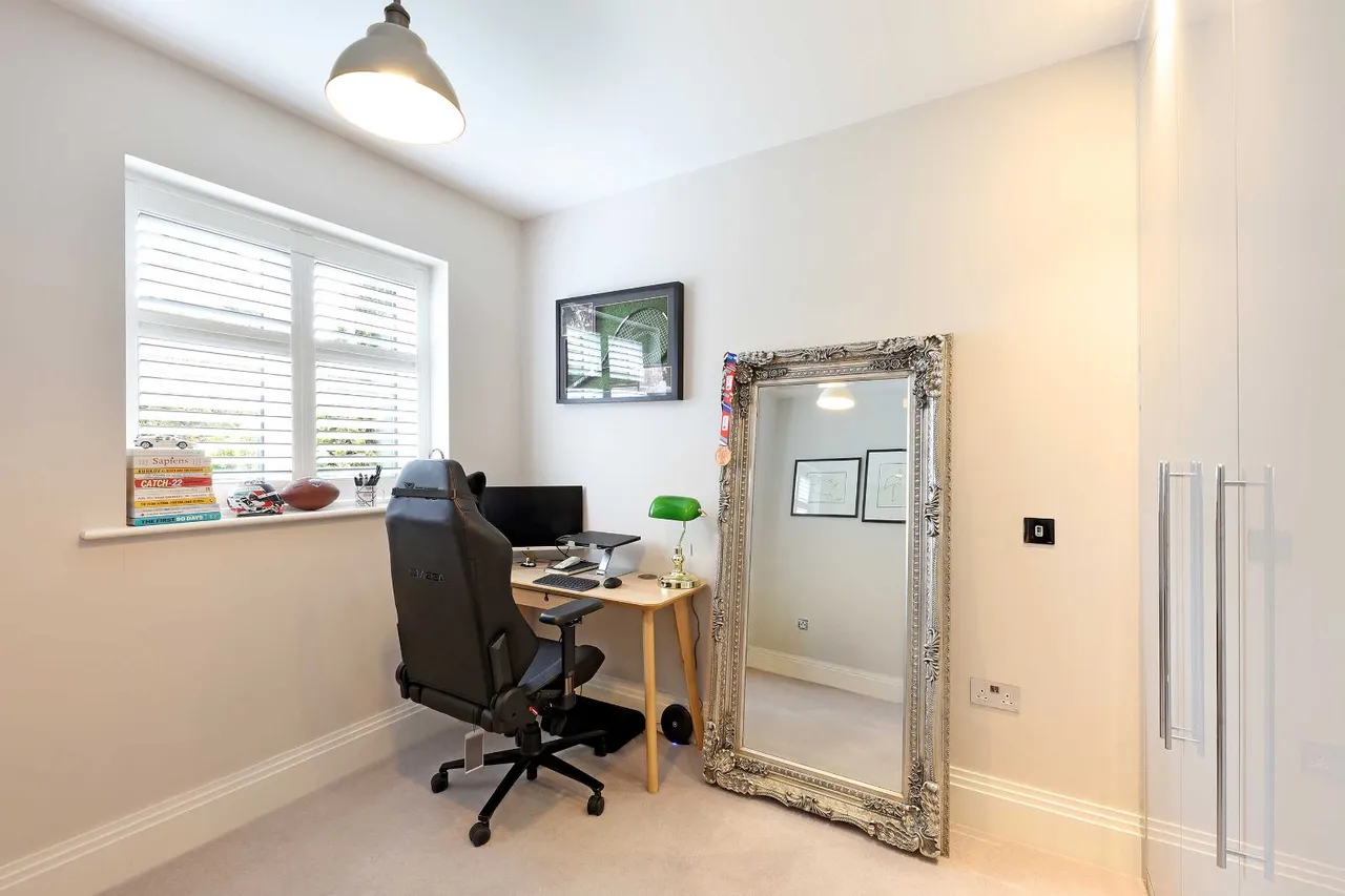 Station Road, Beaconsfield, HP9, photo 13