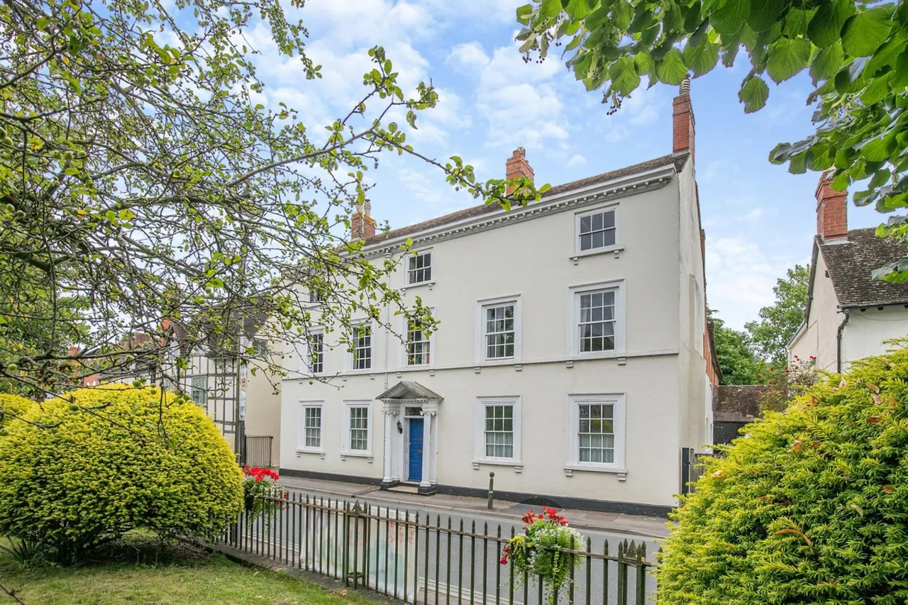 10 bed house for sale, Church Street, Newent, GL18