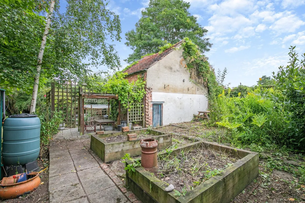 Church Street, Newent, GL18, photo 34