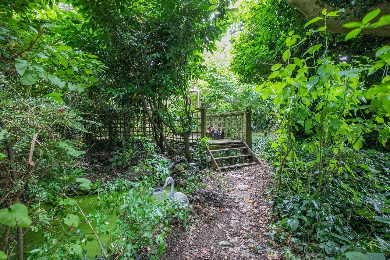 Church Street, Newent, GL18, photo 28