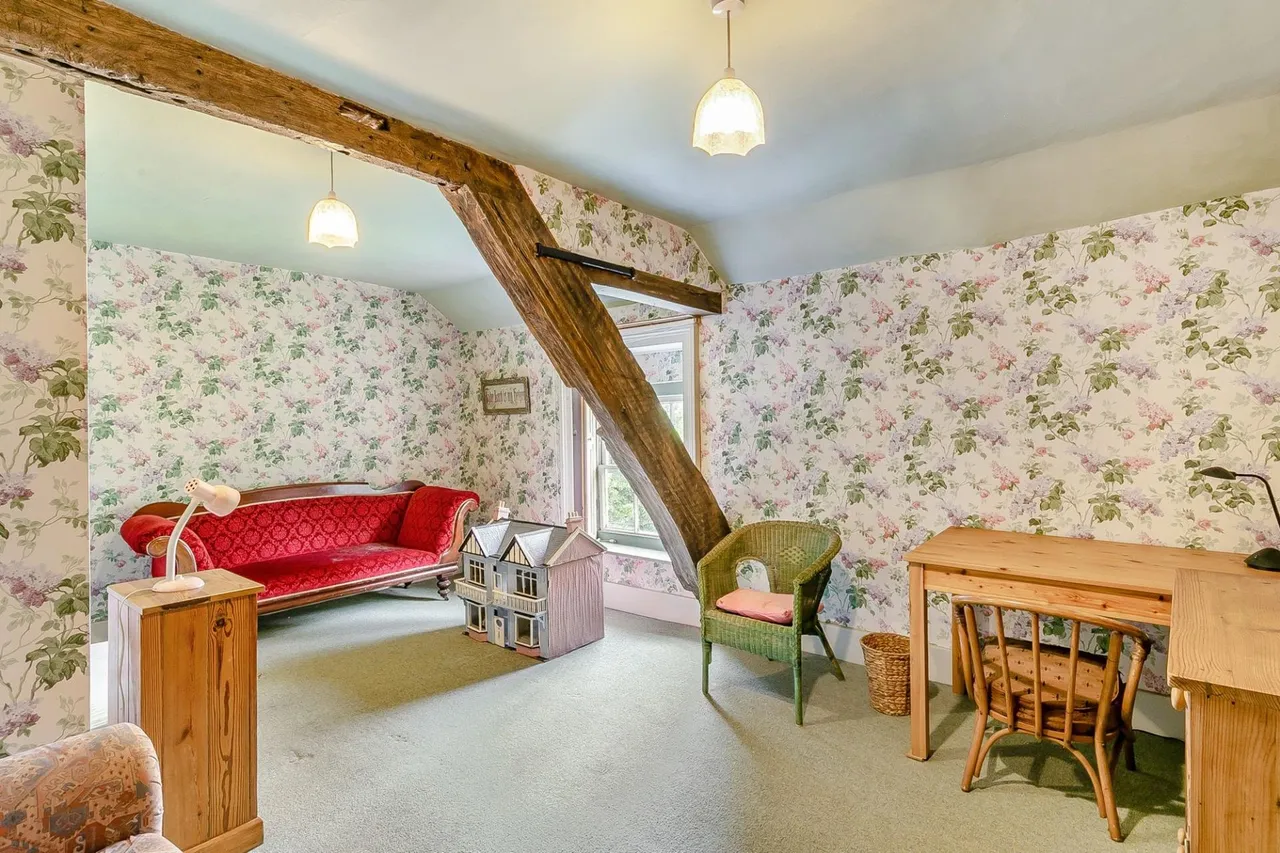 Church Street, Newent, GL18, photo 16
