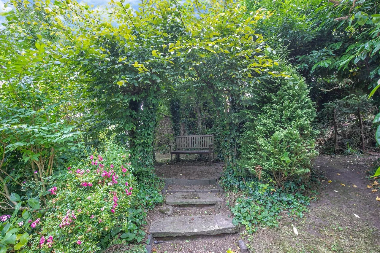 Church Street, Newent, GL18, photo 26