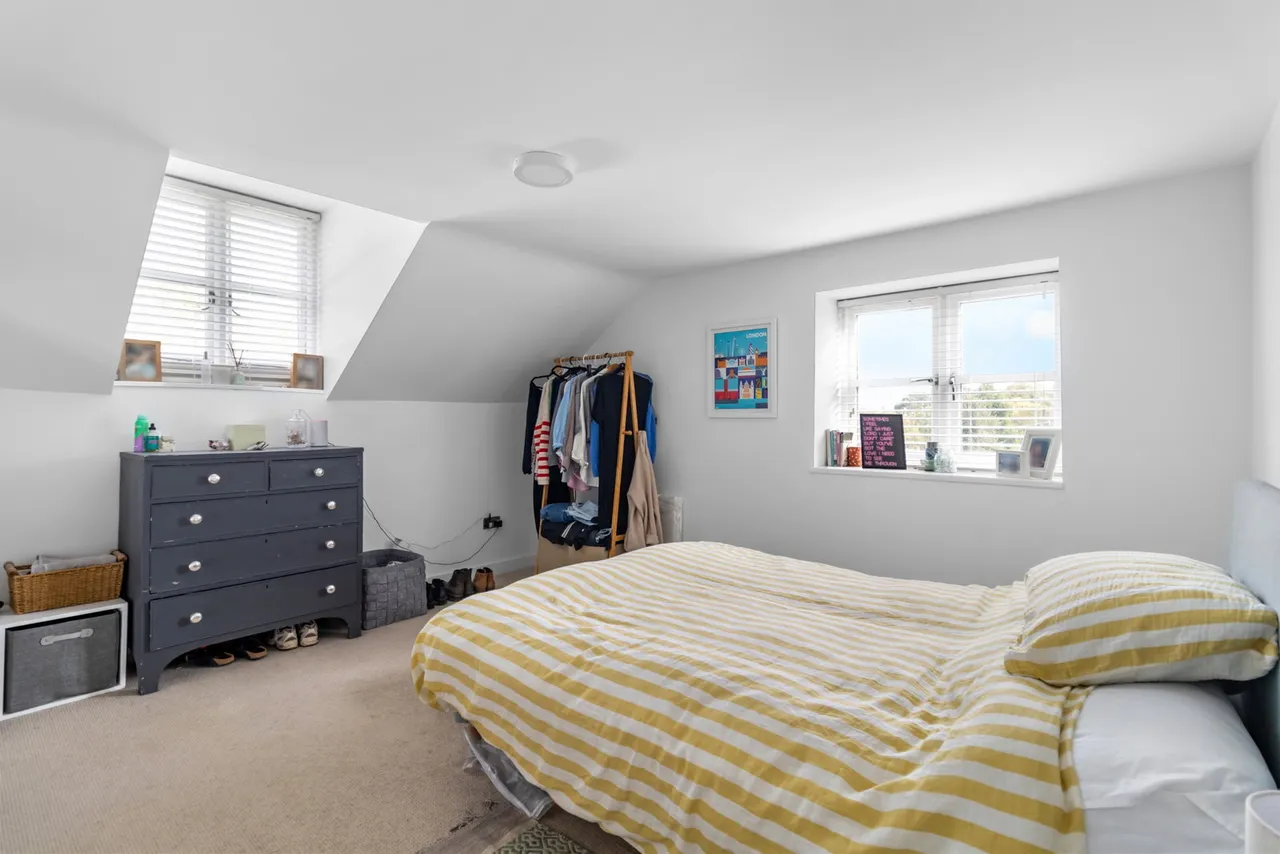 Church Road, Wanborough, SN4, photo 5