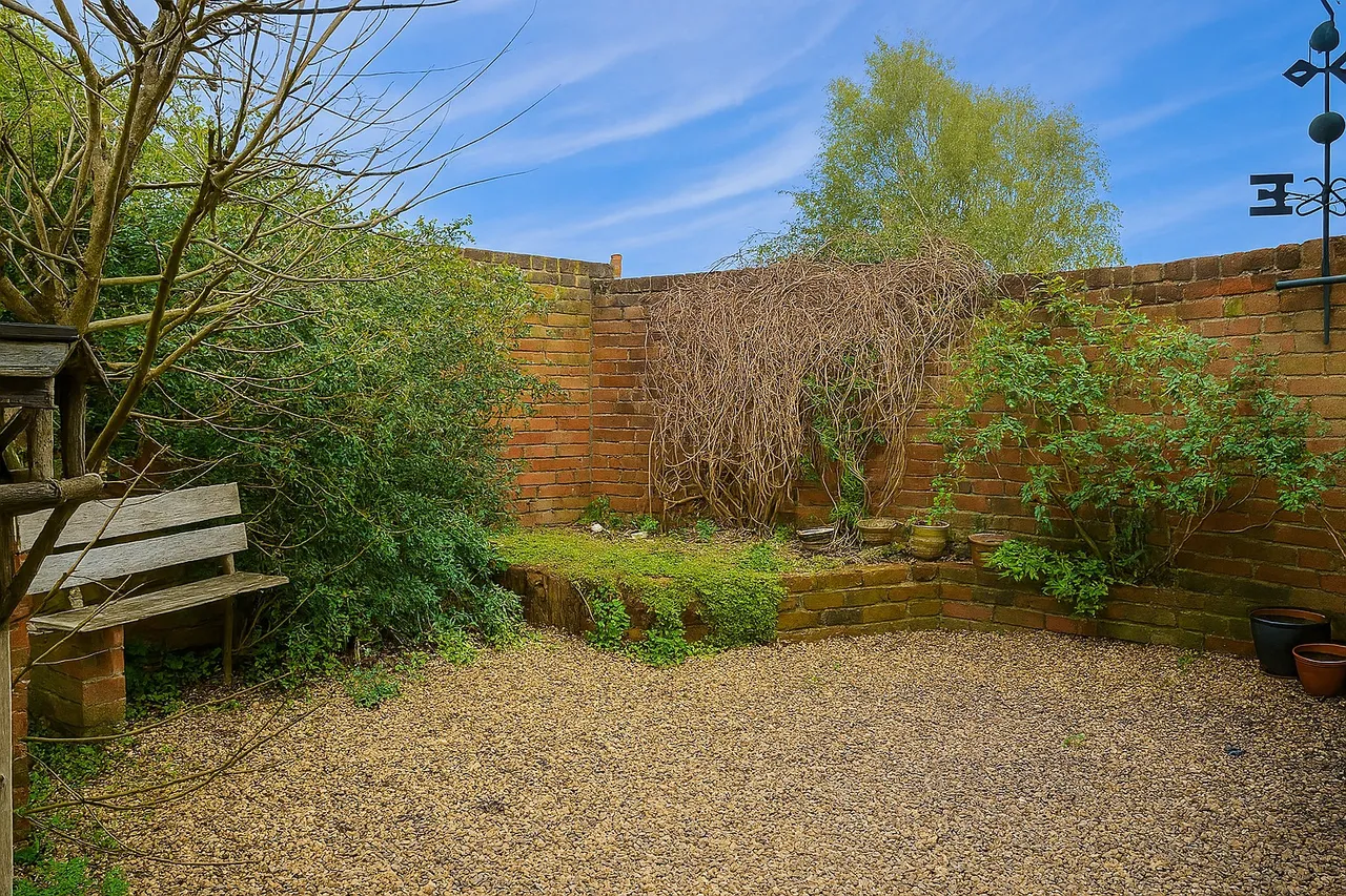 Muxton Lane, Muxton, TF2, photo 8