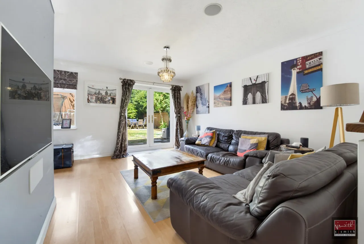 Ambleside Way, Egham, TW20, photo 4