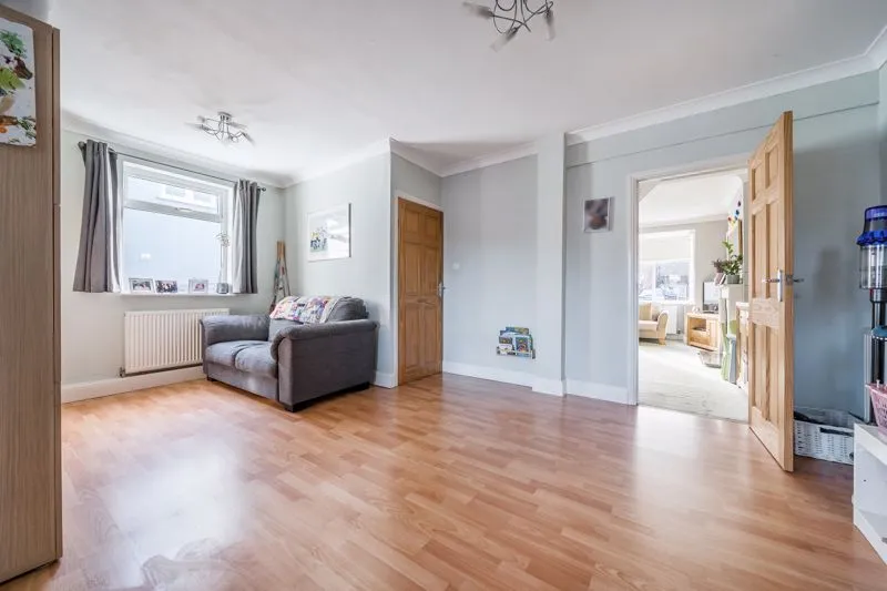 Cradley Road, 13 Cradley Road New Eltham New Eltham, London, Greater London, SE92HD, photo 6
