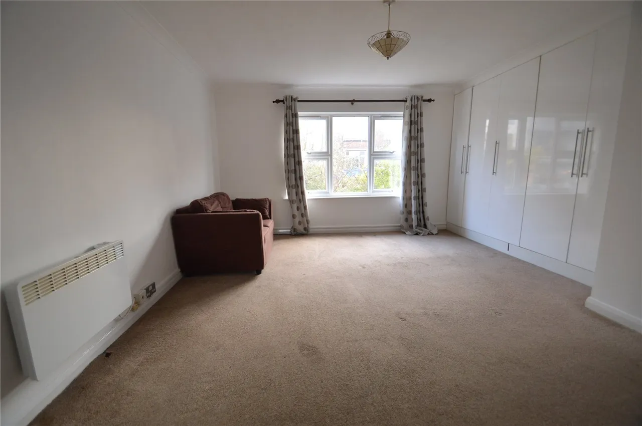 Slough, Berkshire, photo 6
