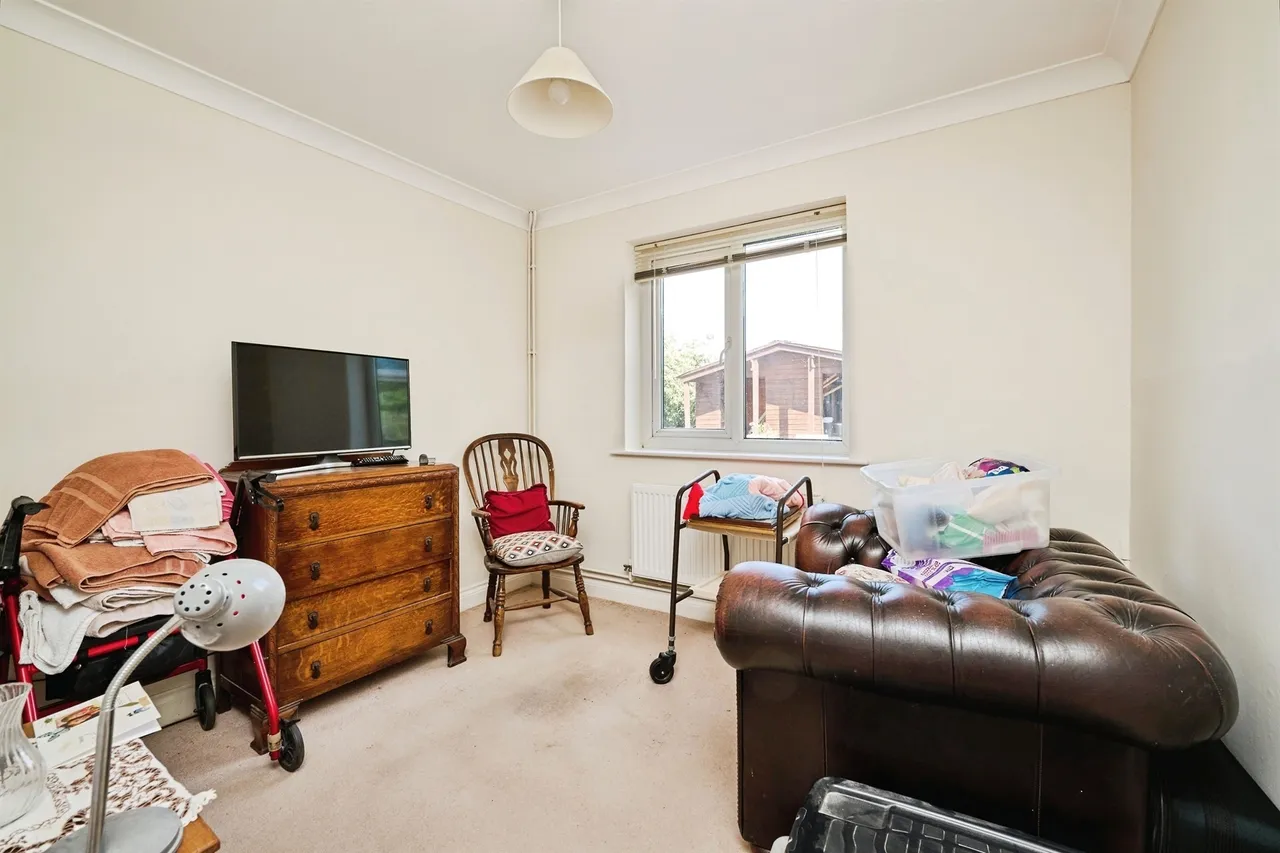 Lady Margarets Avenue, Peterborough, PE6, photo 8