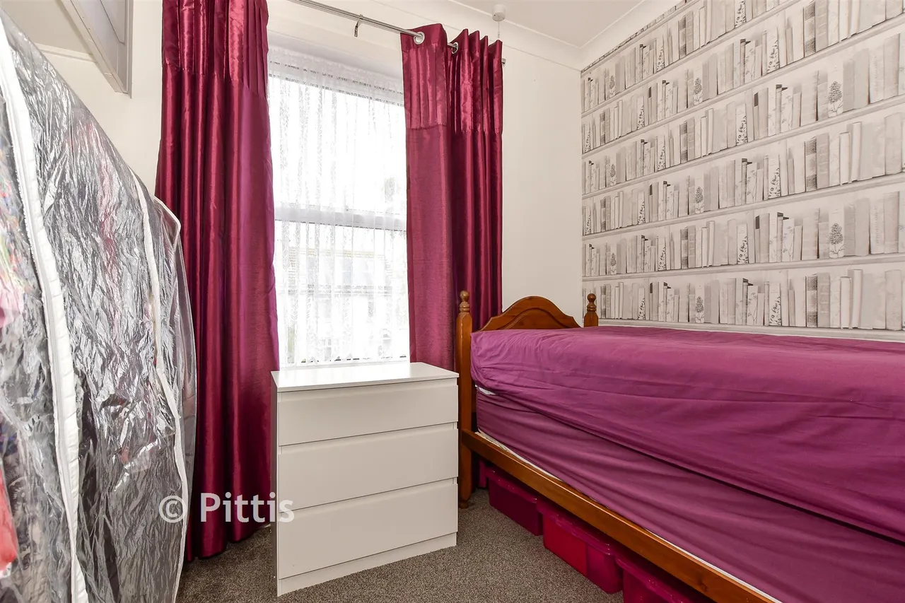 Carter Avenue, Shanklin, PO37, photo 13
