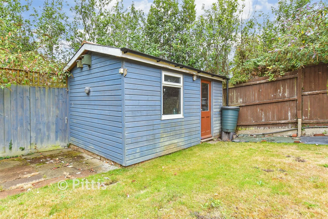 Carter Avenue, Shanklin, PO37, photo 20