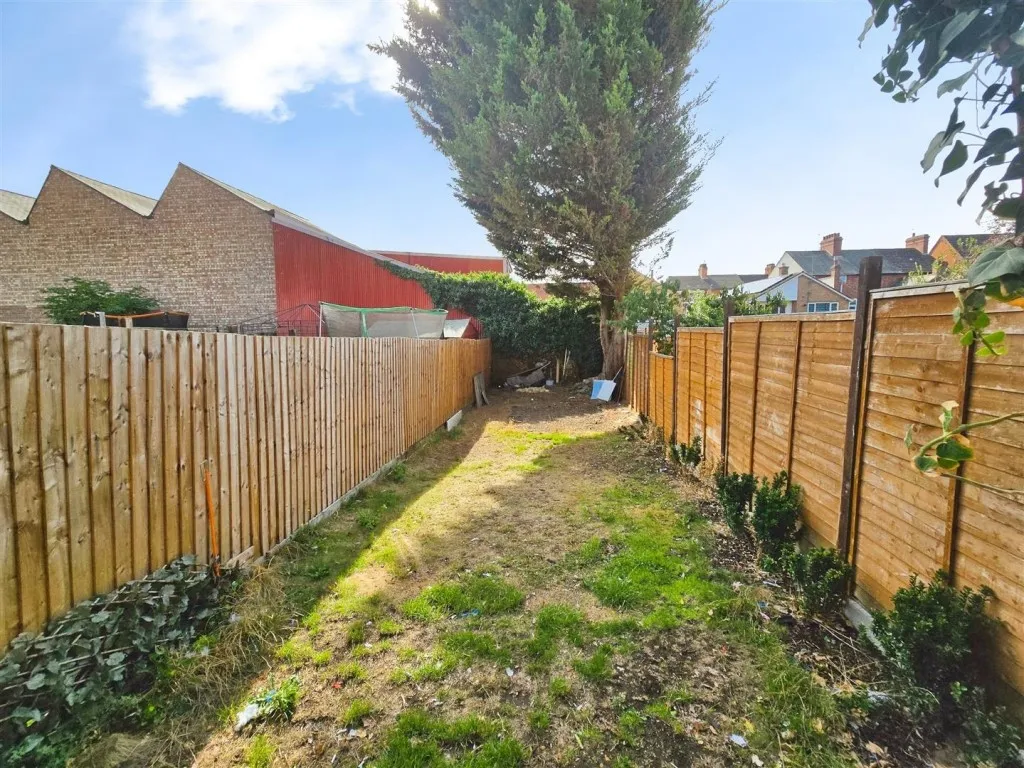Queen Street, Rushden, photo 14