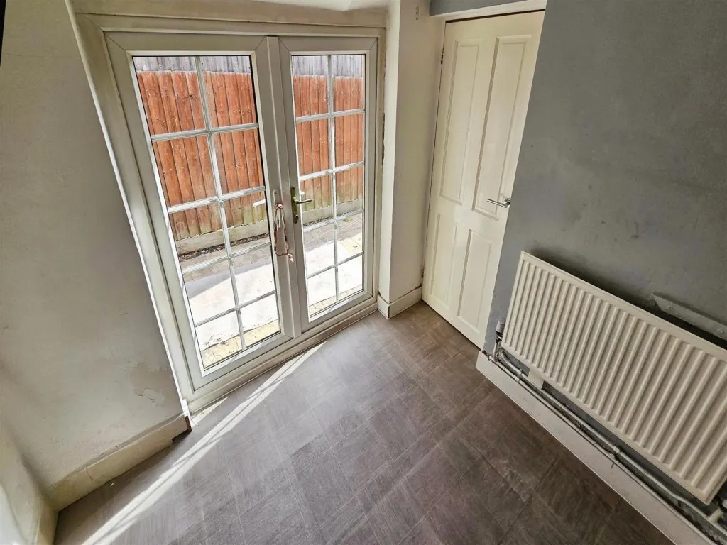 Queen Street, Rushden, photo 7