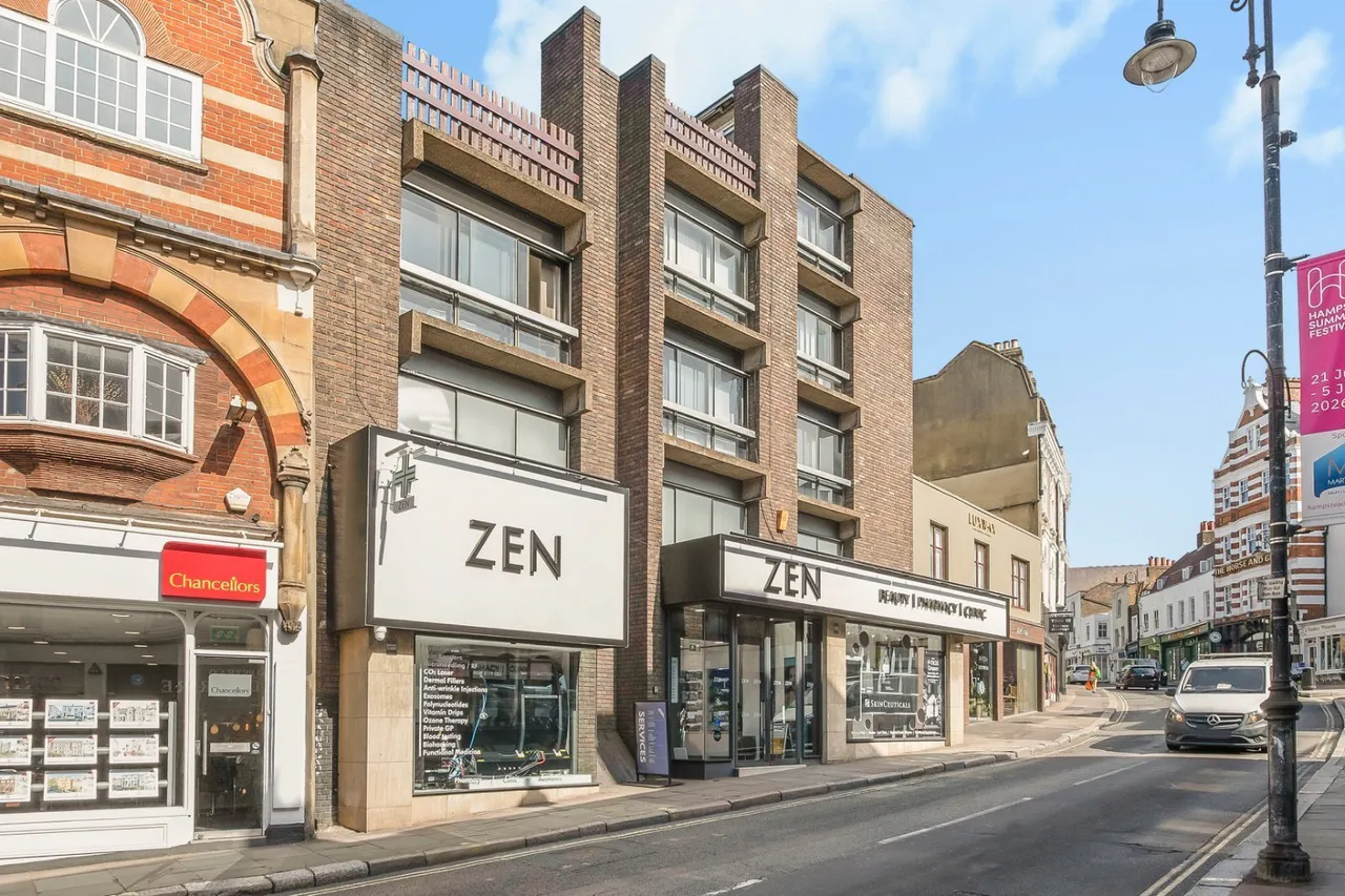 Heath Street, Hampstead Village, NW3, photo 14