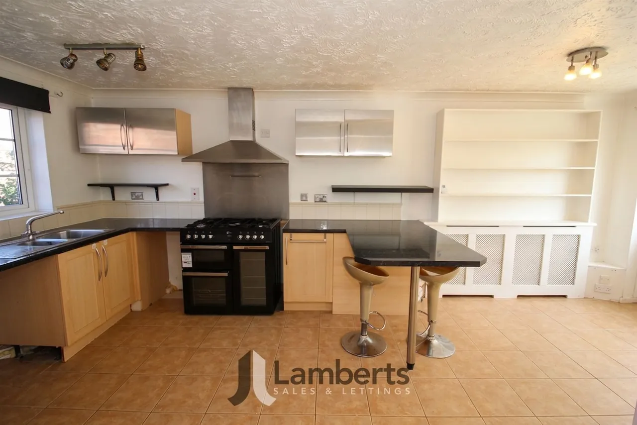 120 Exhall Close, Redditch, photo 3