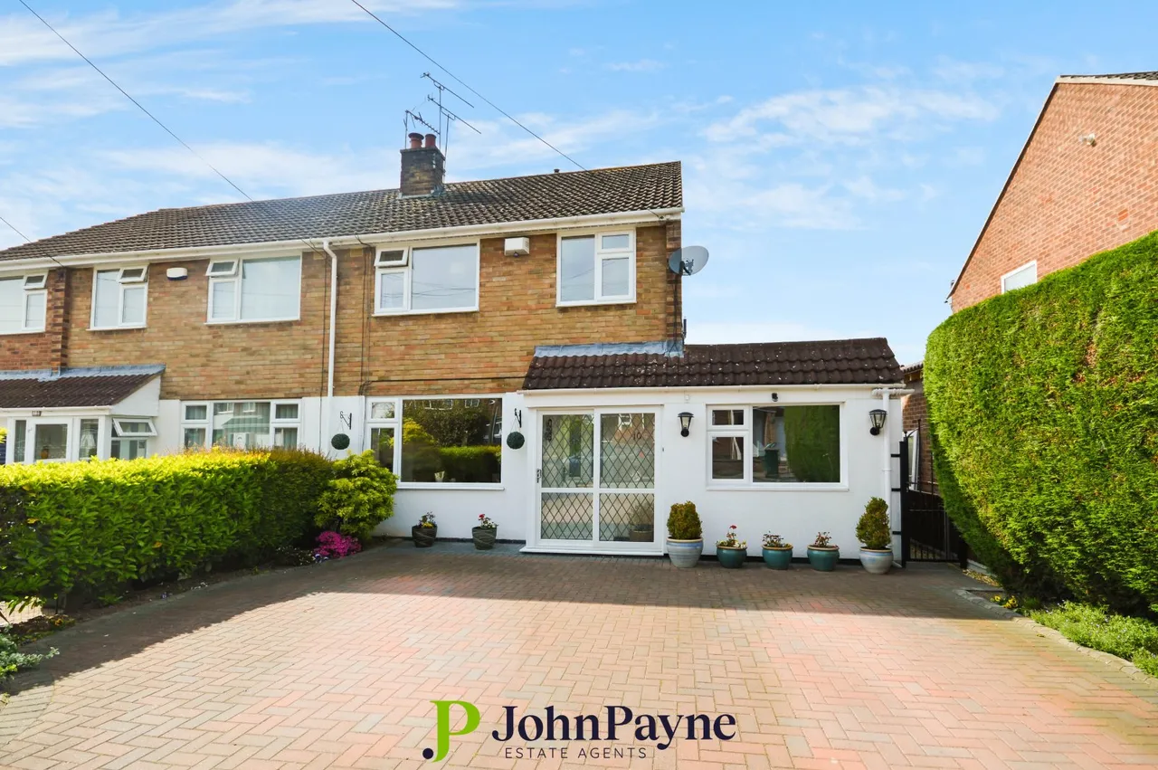 4 bed house for sale, Styvechale, Coventry